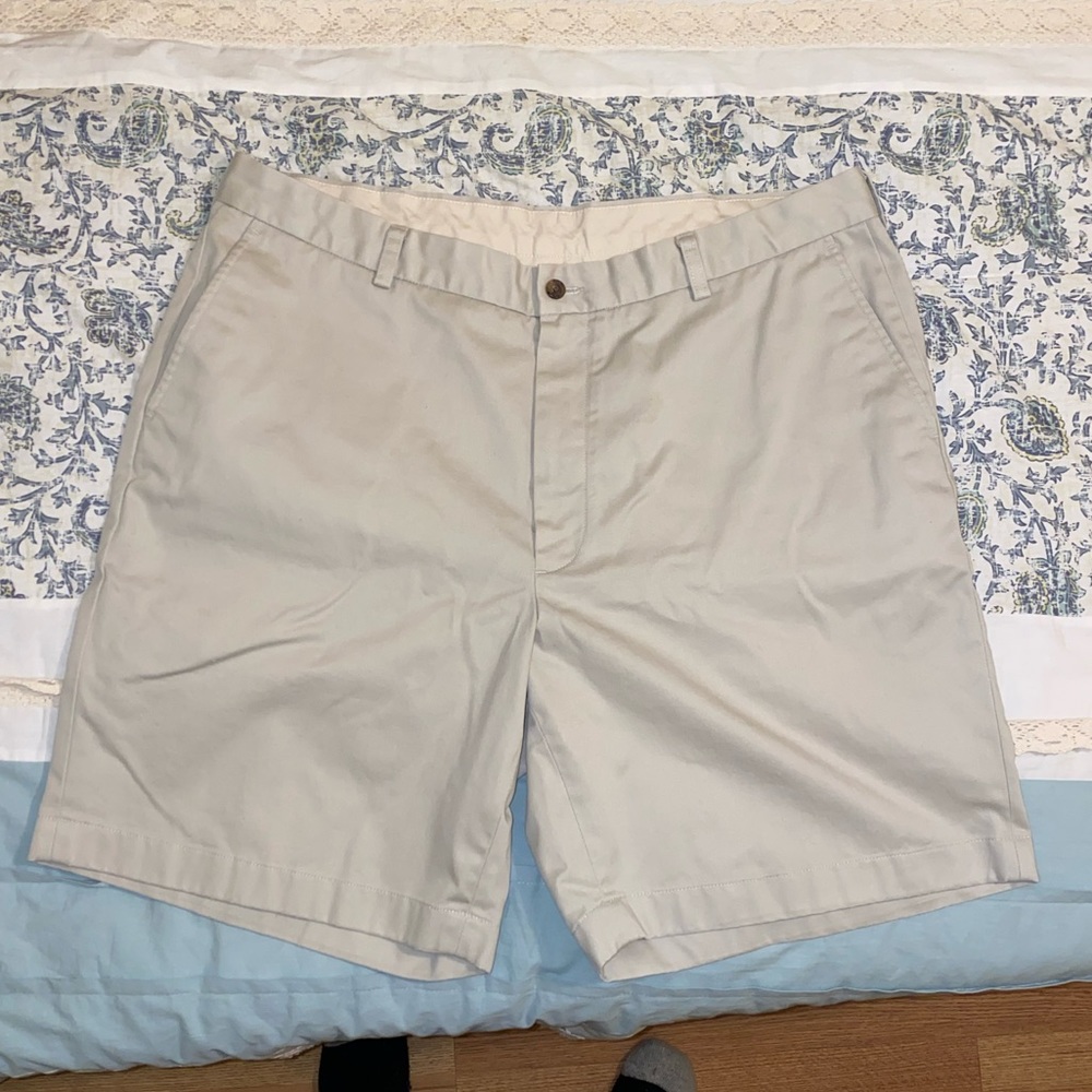 Brooks Brothers Khaki Shorts 40 Waist